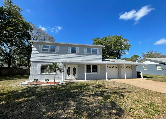 Charming Tampa 2Br - Near Busch Gardens & Zoo